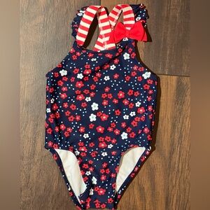 Circo ▪️ 9m ▪️ EUC 

💲Retail ~ $30